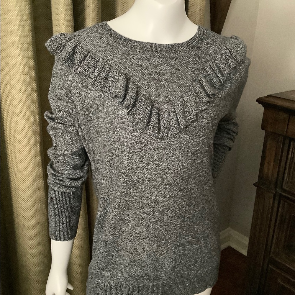 a.n.d eawy Sweater EUC